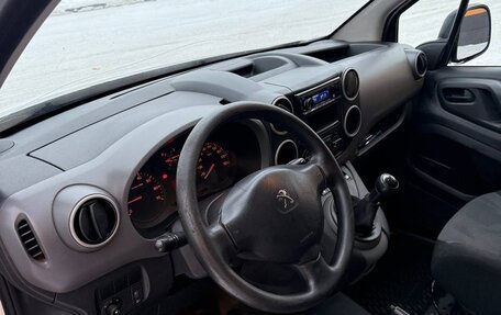 Peugeot Partner II рестайлинг 2, 2017 год, 1 150 000 рублей, 1 фотография