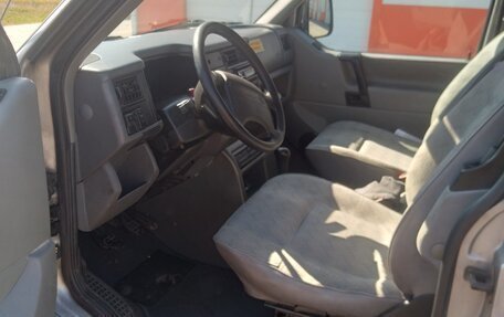 Volkswagen Transporter T4, 1993 год, 790 000 рублей, 5 фотография