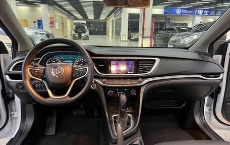 Buick Excelle III, 2022 год, 1 250 000 рублей, 5 фотография