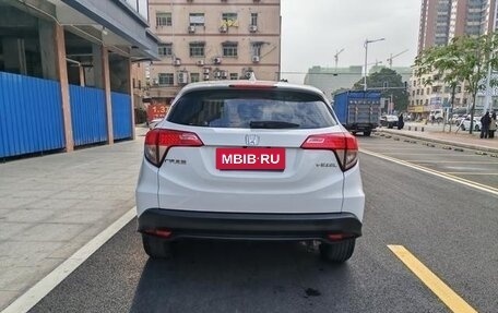 Honda Vezel, 2022 год, 1 338 000 рублей, 5 фотография