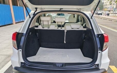 Honda Vezel, 2022 год, 1 338 000 рублей, 19 фотография