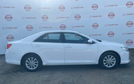 Toyota Camry, 2012 год, 1 375 000 рублей, 6 фотография