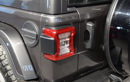 Jeep Wrangler, 2021 год, 4 725 000 рублей, 10 фотография