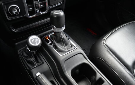 Jeep Wrangler, 2021 год, 4 725 000 рублей, 21 фотография