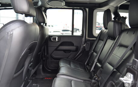 Jeep Wrangler, 2021 год, 4 725 000 рублей, 25 фотография