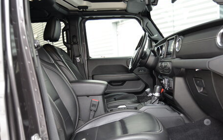 Jeep Wrangler, 2021 год, 4 725 000 рублей, 32 фотография