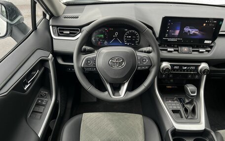 Toyota RAV4, 2025 год, 4 090 000 рублей, 9 фотография