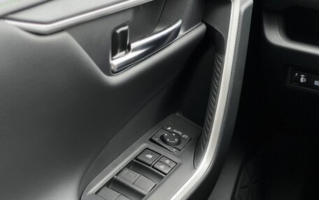 Toyota RAV4, 2025 год, 4 090 000 рублей, 25 фотография