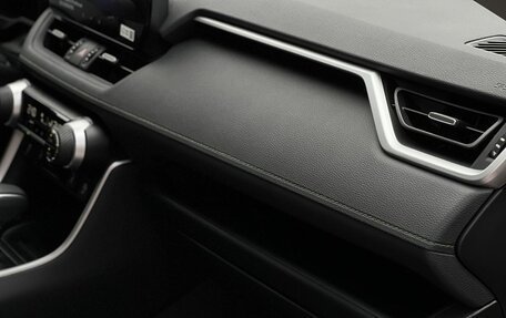 Toyota RAV4, 2025 год, 4 090 000 рублей, 29 фотография