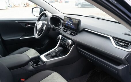 Toyota RAV4, 2025 год, 4 490 000 рублей, 20 фотография