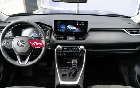 Toyota RAV4, 2025 год, 4 490 000 рублей, 22 фотография