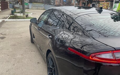 KIA Stinger I, 2019 год, 2 500 000 рублей, 10 фотография