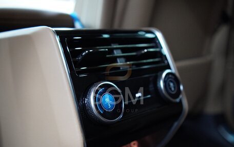 Land Rover Range Rover IV рестайлинг, 2025 год, 29 990 000 рублей, 13 фотография