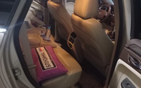 Cadillac SRX II рестайлинг, 2012 год, 1 300 000 рублей, 30 фотография