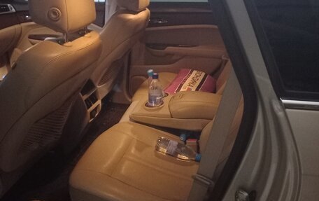 Cadillac SRX II рестайлинг, 2012 год, 1 300 000 рублей, 22 фотография