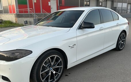 BMW 5 серия, 2012 год, 1 899 000 рублей, 13 фотография