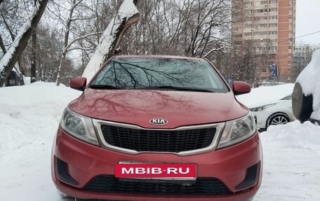 KIA Rio III рестайлинг, 2013 год, 1 200 000 рублей, 2 фотография