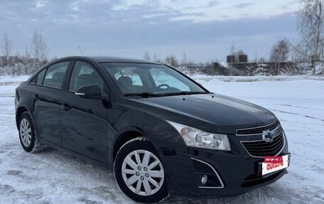 Chevrolet Cruze II, 2014 год, 749 000 рублей, 2 фотография