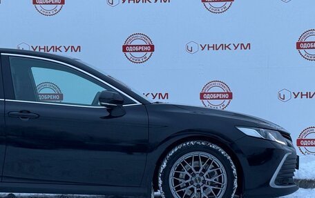 Toyota Camry, 2021 год, 2 579 000 рублей, 15 фотография