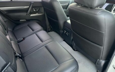 Mitsubishi Pajero IV, 2021 год, 3 949 000 рублей, 39 фотография