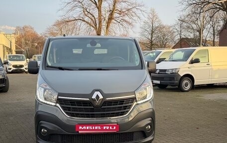 Renault Trafic, 2021 год, 4 350 000 рублей, 2 фотография