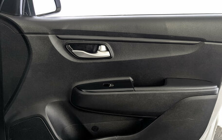 KIA Rio IV, 2021 год, 890 000 рублей, 23 фотография