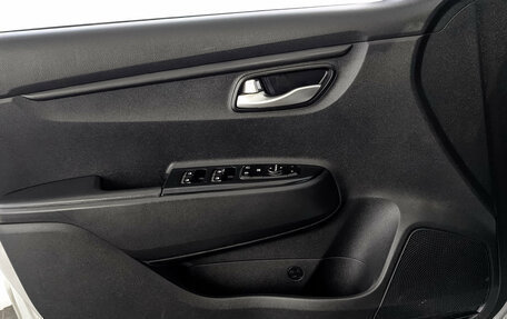 KIA Rio IV, 2021 год, 890 000 рублей, 18 фотография