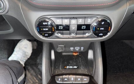 Chevrolet TrailBlazer, 2021 год, 2 200 000 рублей, 7 фотография