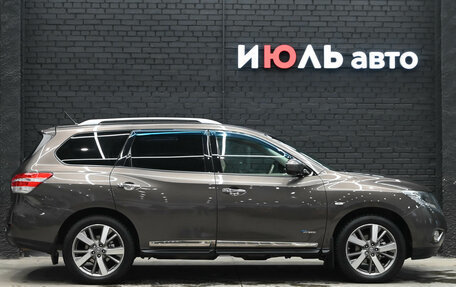 Nissan Pathfinder, 2014 год, 1 950 000 рублей, 8 фотография