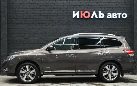 Nissan Pathfinder, 2014 год, 1 950 000 рублей, 7 фотография