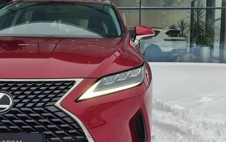 Lexus RX IV рестайлинг, 2021 год, 6 190 000 рублей, 12 фотография