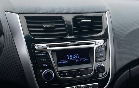 Hyundai Solaris II рестайлинг, 2014 год, 1 099 000 рублей, 21 фотография