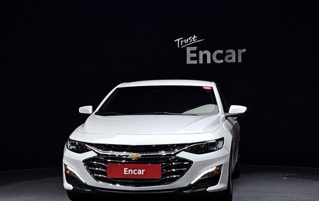 Chevrolet Malibu IX, 2022 год, 1 797 000 рублей, 3 фотография