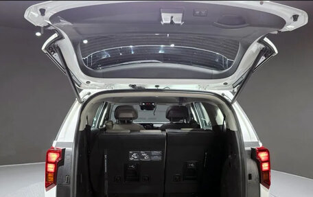 KIA Carnival, 2025 год, 5 900 000 рублей, 12 фотография