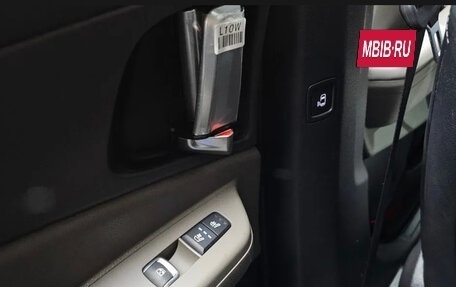 KIA Carnival, 2025 год, 5 900 000 рублей, 11 фотография