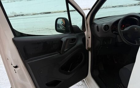 Peugeot Partner II рестайлинг 2, 2017 год, 1 150 000 рублей, 10 фотография