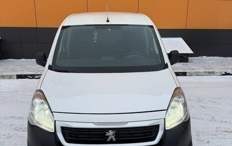 Peugeot Partner II рестайлинг 2, 2017 год, 1 150 000 рублей, 7 фотография