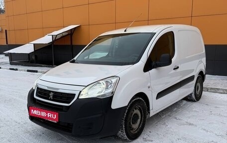 Peugeot Partner II рестайлинг 2, 2017 год, 1 150 000 рублей, 8 фотография