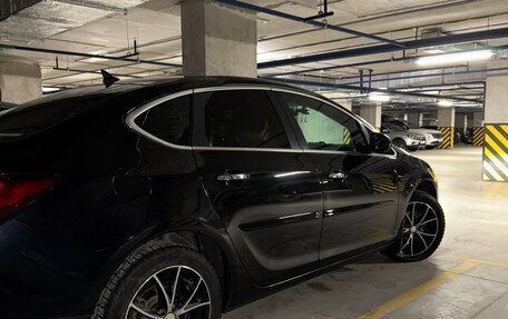 Opel Astra J, 2013 год, 920 000 рублей, 4 фотография