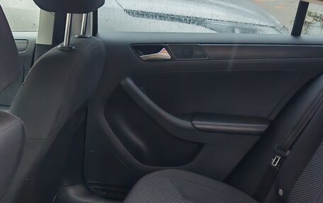 Volkswagen Jetta VI, 2014 год, 910 000 рублей, 3 фотография