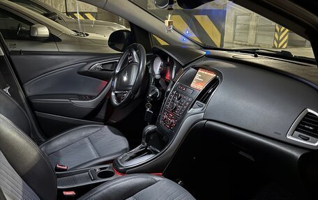 Opel Astra J, 2013 год, 920 000 рублей, 8 фотография