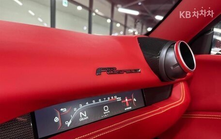 Ferrari F8, 2021 год, 28 700 000 рублей, 14 фотография