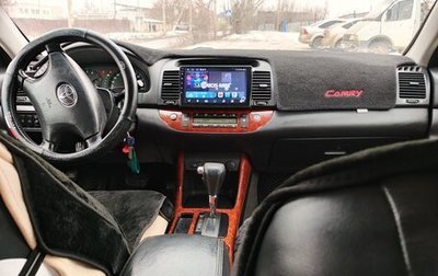 Toyota Camry V40, 2003 год, 650 000 рублей, 1 фотография