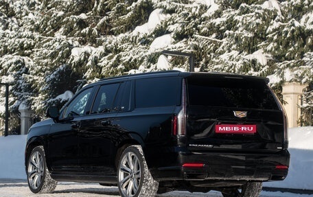 Cadillac Escalade V, 2024 год, 19 000 000 рублей, 4 фотография