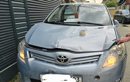 Toyota Auris II, 2011 год, 750 000 рублей, 12 фотография