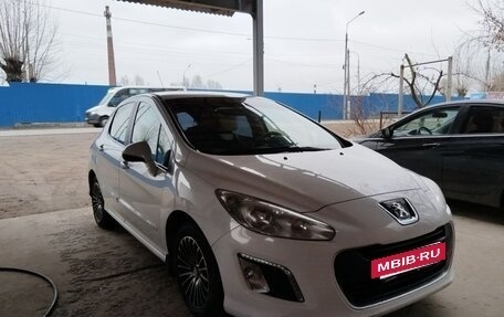 Peugeot 308 II, 2012 год, 690 000 рублей, 4 фотография
