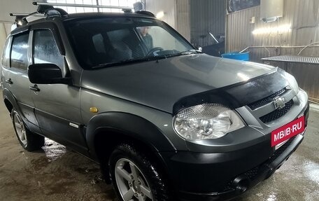 Chevrolet Niva I рестайлинг, 2011 год, 417 000 рублей, 2 фотография