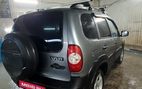 Chevrolet Niva I рестайлинг, 2011 год, 417 000 рублей, 3 фотография