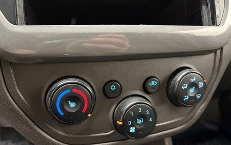 Chevrolet Cobalt II, 2013 год, 440 000 рублей, 17 фотография