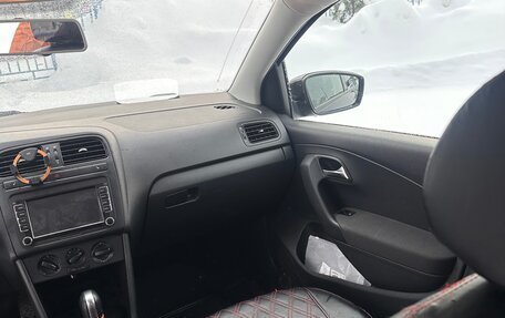 Volkswagen Polo VI (EU Market), 2017 год, 995 000 рублей, 6 фотография